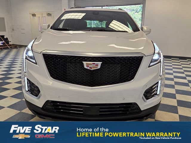 New 2026 Cadillac XT5 Sportv w/ LPO, Floor Liner Package AWD/4WD image 2