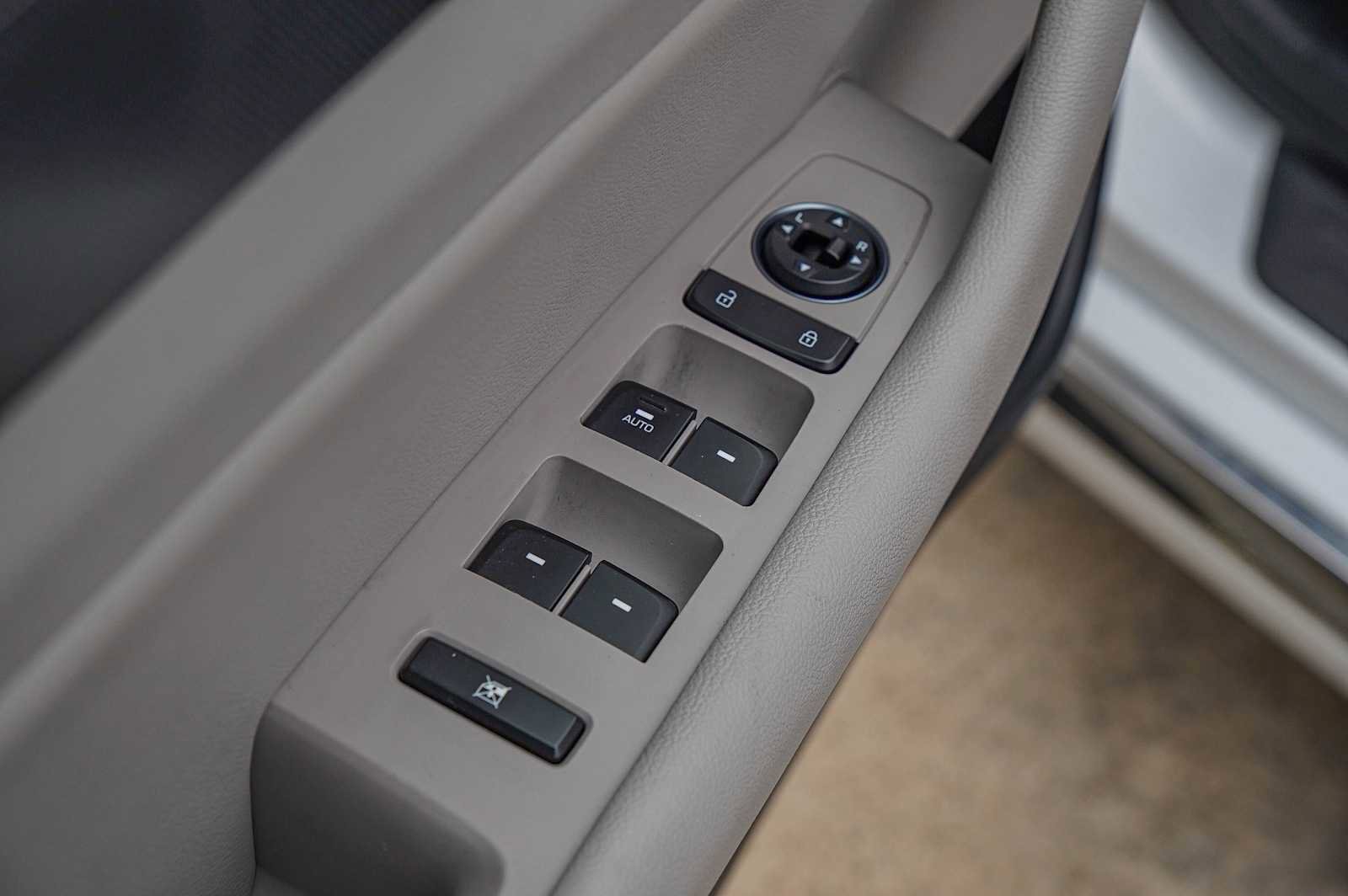 Used 2015 Hyundai Sonata Sport image 22