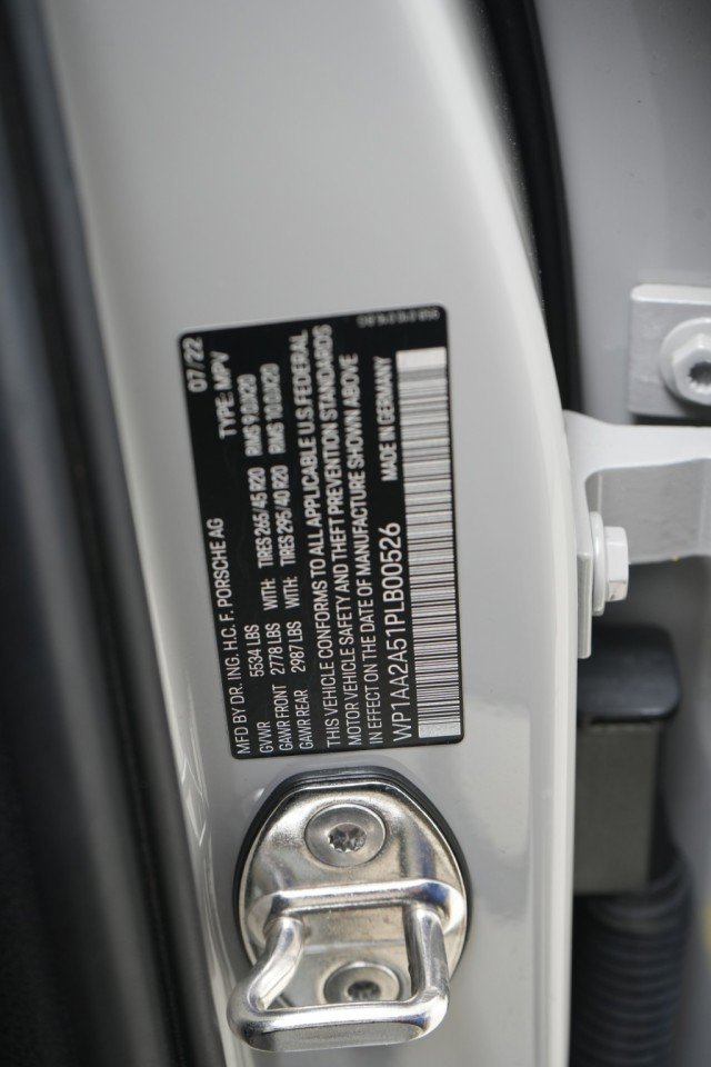 Used 2023 Porsche Macan image 34