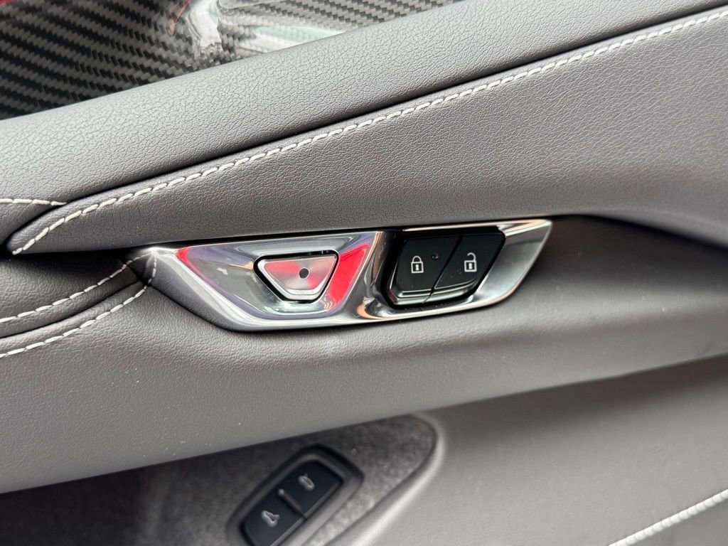 Used 2025 Chevrolet Corvette Z06 w/ Battery Protection Package image 40