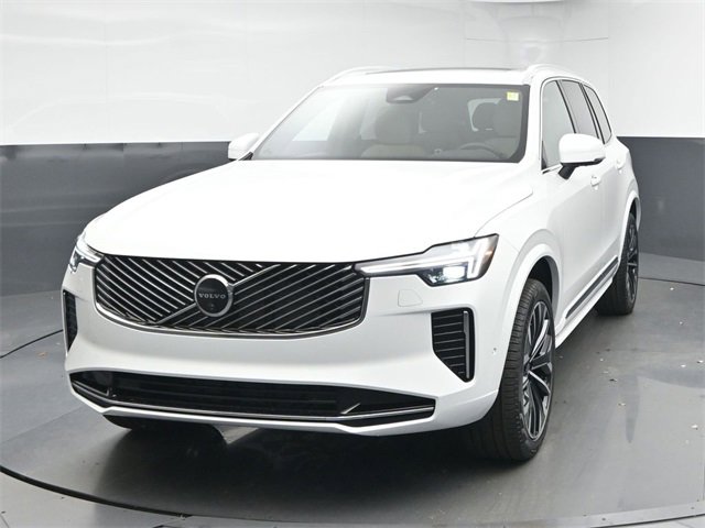 New 2026 Volvo XC90 B6 Plus w/ Protection Package Premier image 3