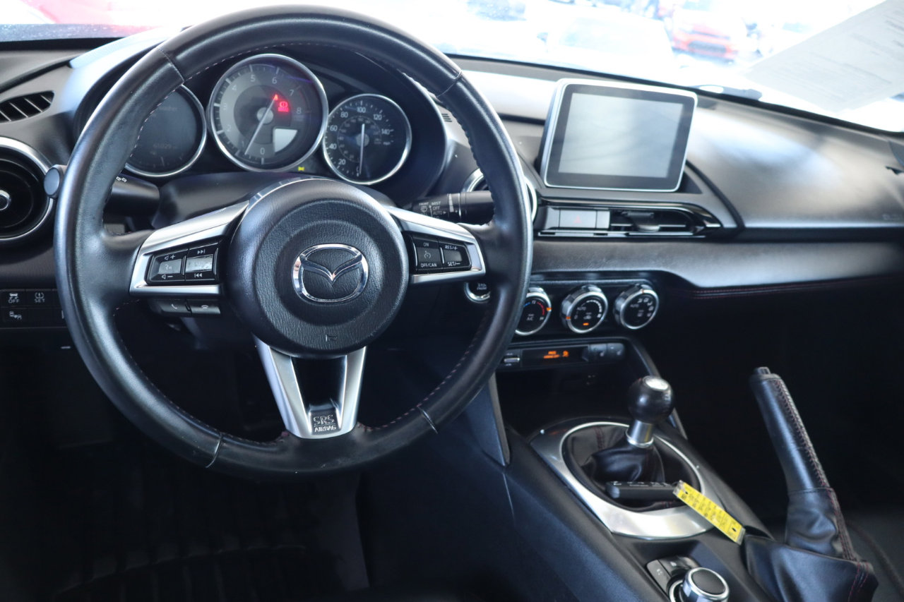 Used 2017 MAZDA MX-5 Miata RF Grand Touring image 18