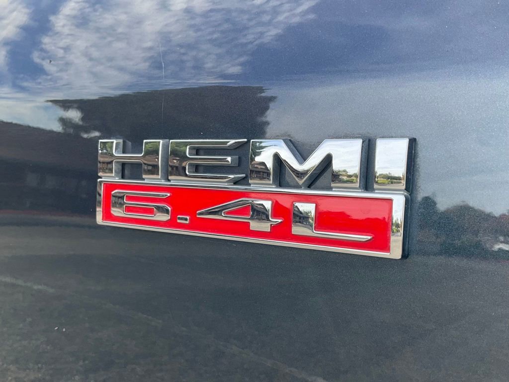 Used 2019 RAM 3500 Tradesman w/ Chrome Appearance Group image 12