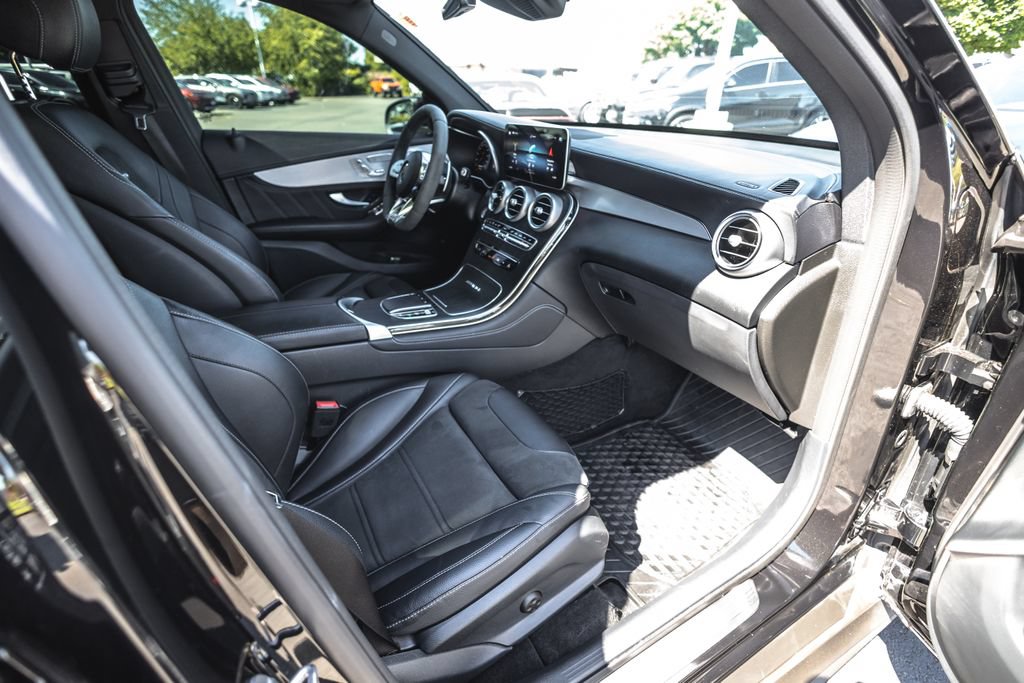 Used 2020 Mercedes-Benz GLC 63 AMG 4MATIC image 28