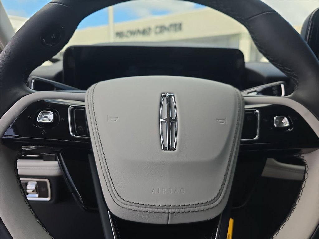 New 2026 Lincoln Aviator Reserve AWD/4WD image 17