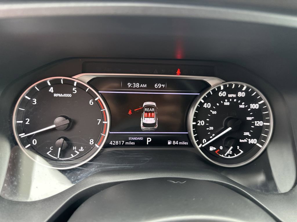Used 2023 Nissan Rogue SV FWD image 39
