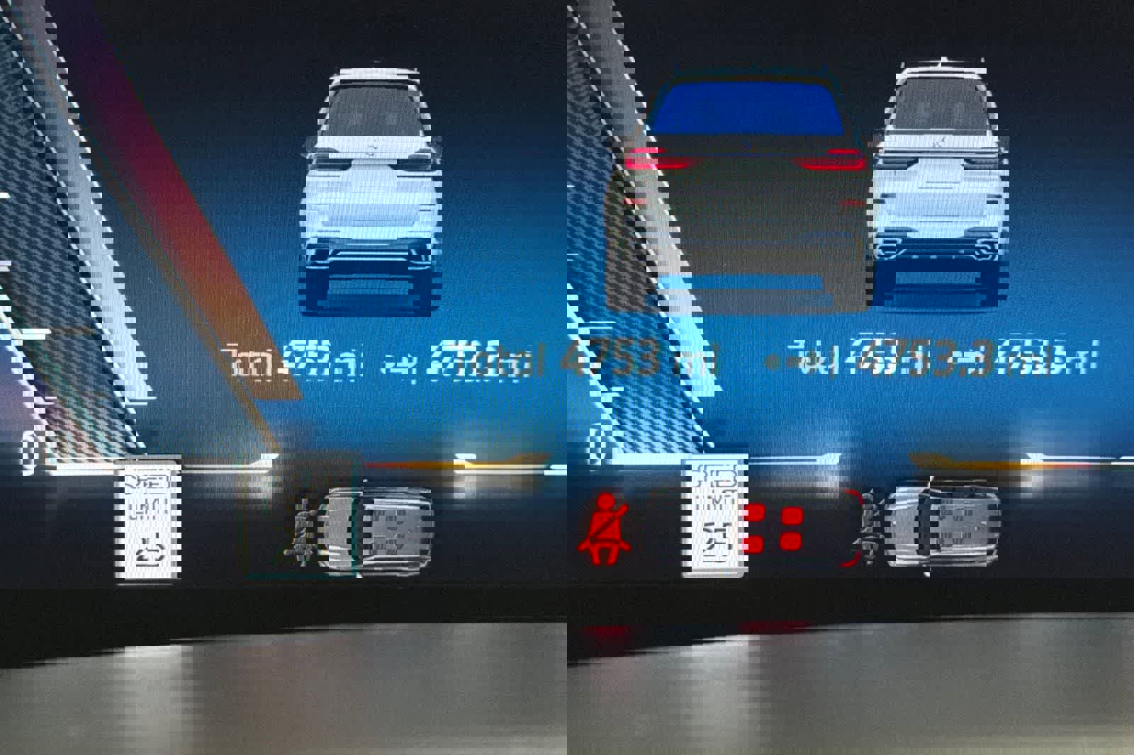 Used 2026 BMW X7 xDrive40i w/ M Sport Package image 26