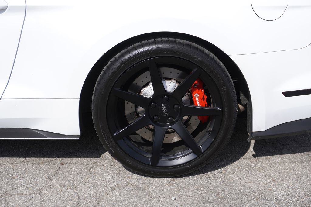 Used 2017 Ford Mustang Shelby GT350 image 11