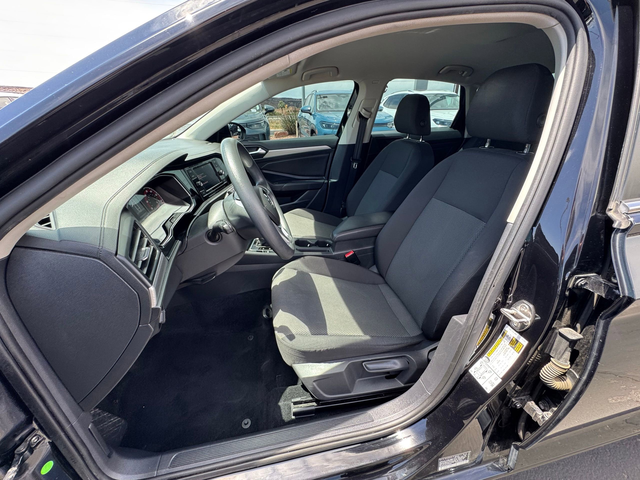 Used 2019 Volkswagen Jetta FWD image 11