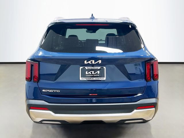 New 2026 Kia Sorento S w/ S Panoramic Sunroof Package image 6