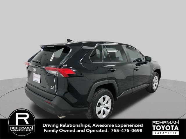 Used 2024 Toyota RAV4 LE AWD/4WD image 6