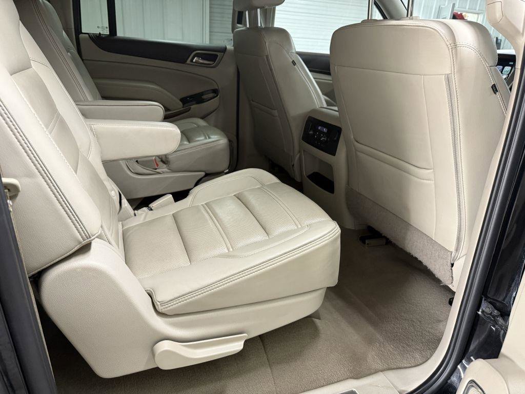 Used 2019 GMC Yukon XL Denali w/ Denali Ultimate Package AWD/4WD image 31