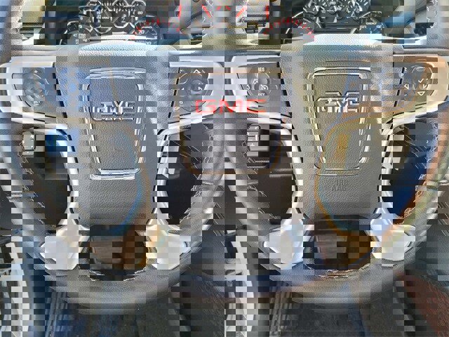 Used 2016 GMC Yukon XL SLE w/ HD Trailering Package image 20