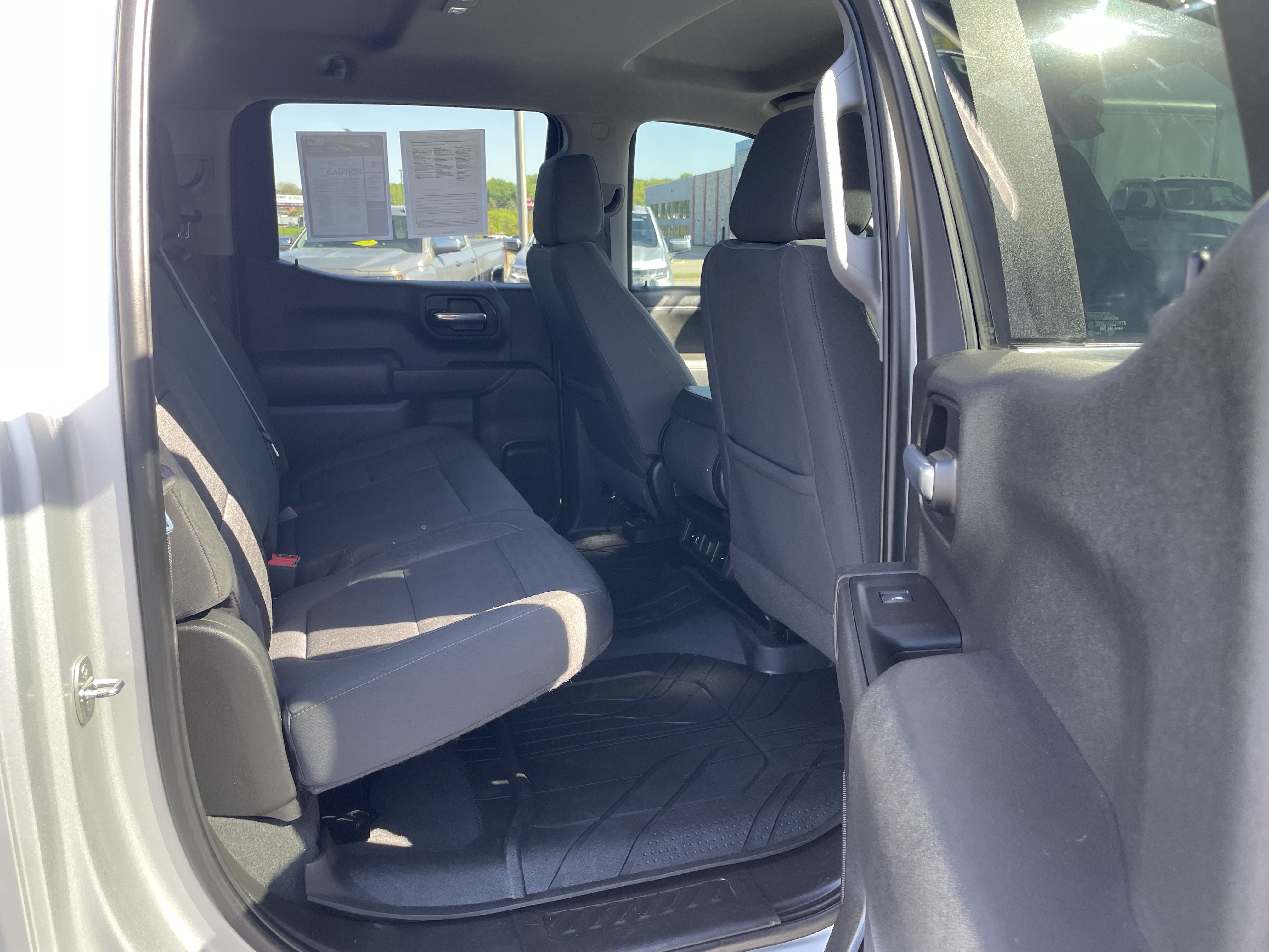 Used 2022 Chevrolet Silverado 1500 LT w/ Bed Protection Package AWD/4WD image 29