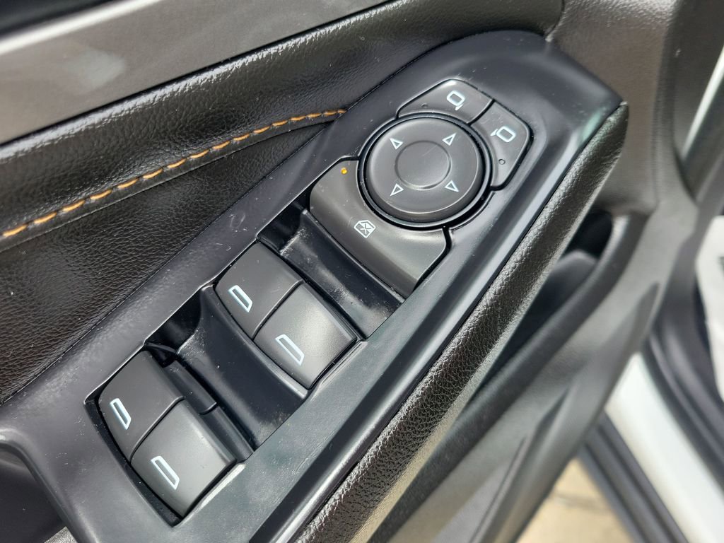 Used 2020 Chevrolet Traverse LS w/ LPO, Blackout Package image 14