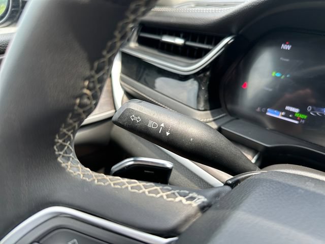 Used 2024 Jeep Grand Cherokee Limited 4xe AWD/4WD image 24