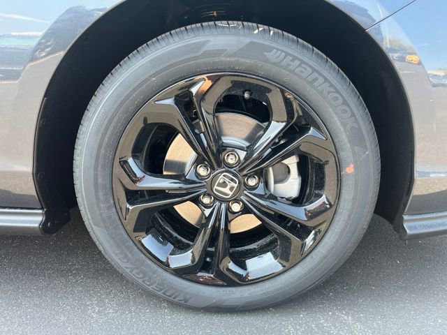 New 2025 Honda Accord SE image 11