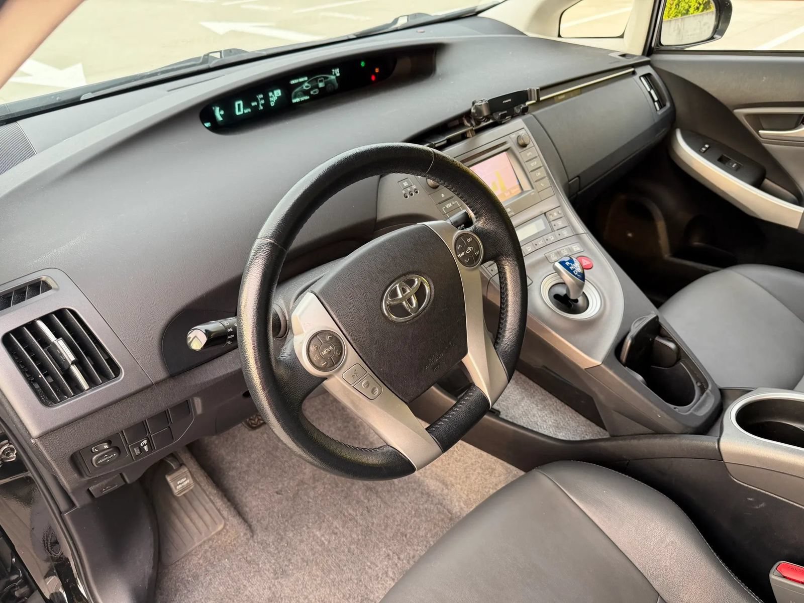 Used 2014 Toyota Prius Four FWD image 24