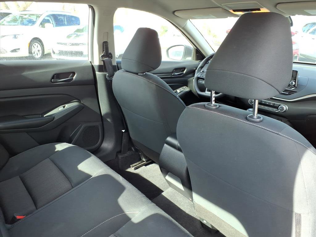 Used 2024 Nissan Altima 2.5 S image 13