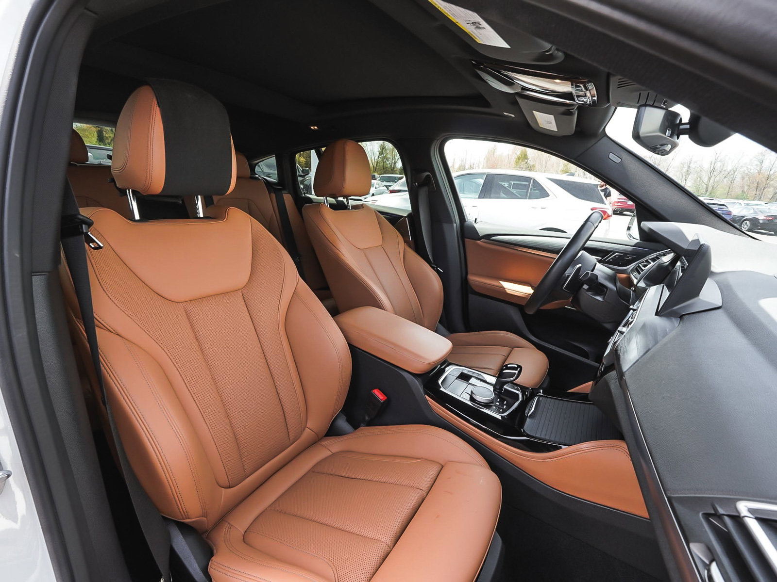 Used 2024 BMW X4 xDrive30i w/ Premium Package image 40