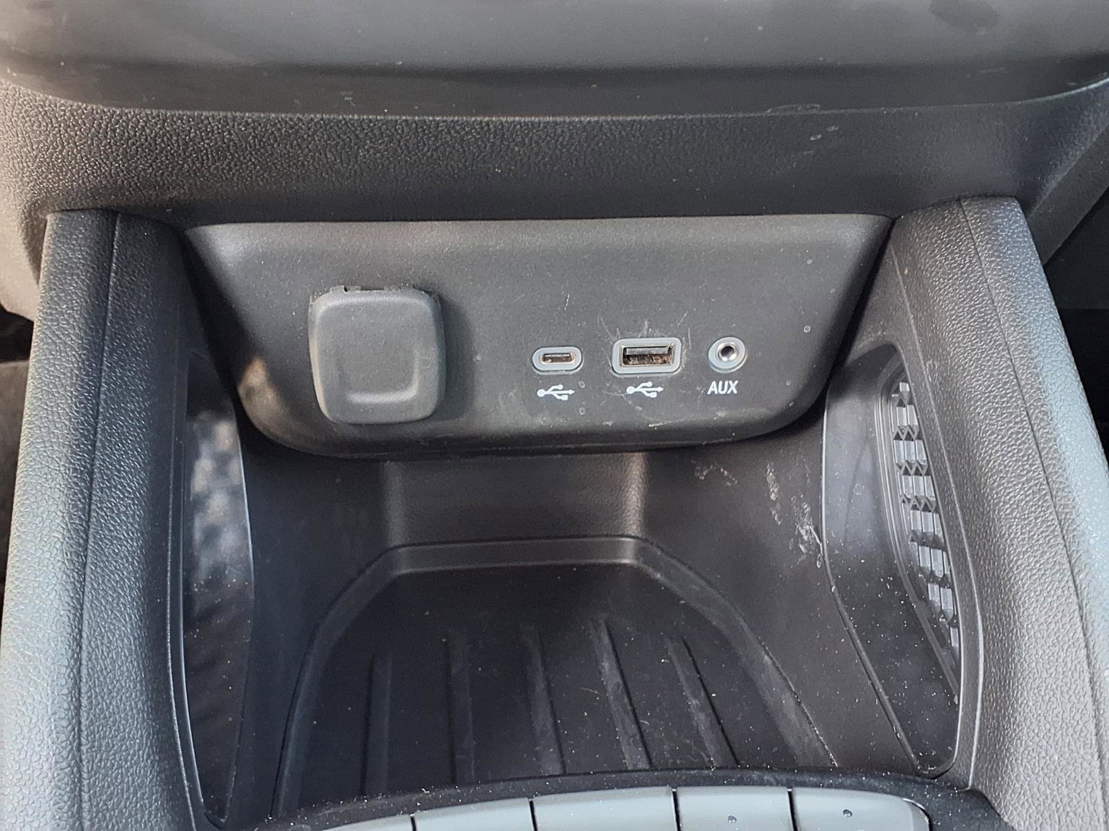 Certified 2021 Chevrolet TrailBlazer RS w/ Convenience Package FWD image 17