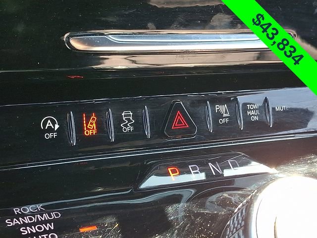 Used 2024 Jeep Wagoneer L Series III w/ Flexible Seating Group image 26