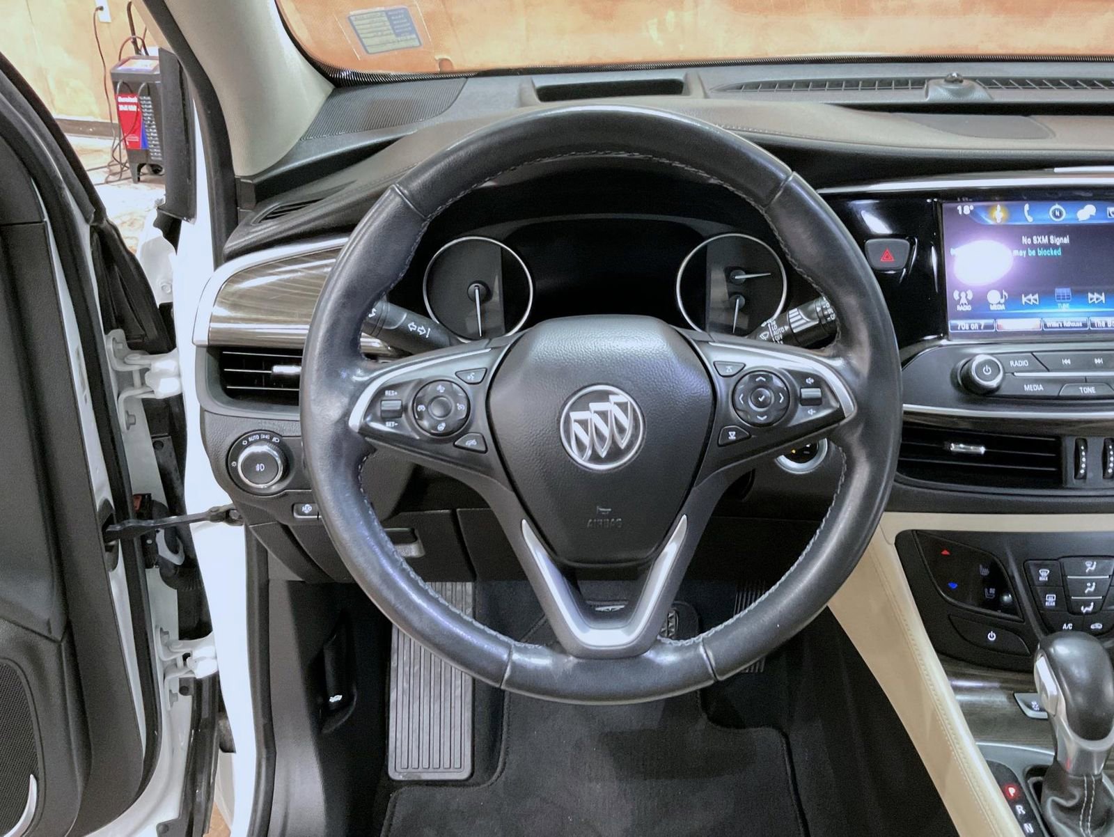 Used 2020 Buick Envision Premium w/ Driver Confidence Package AWD/4WD image 11
