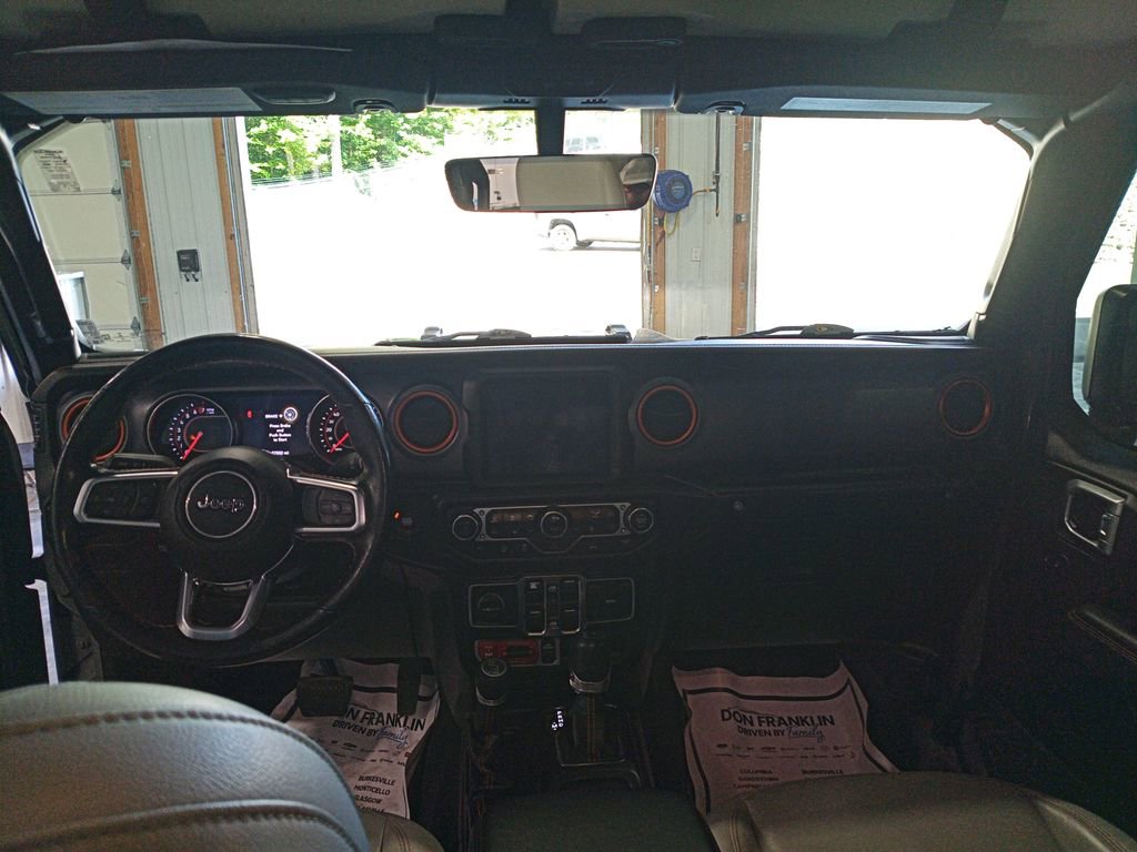 Used 2020 Jeep Gladiator Mojave AWD/4WD image 12
