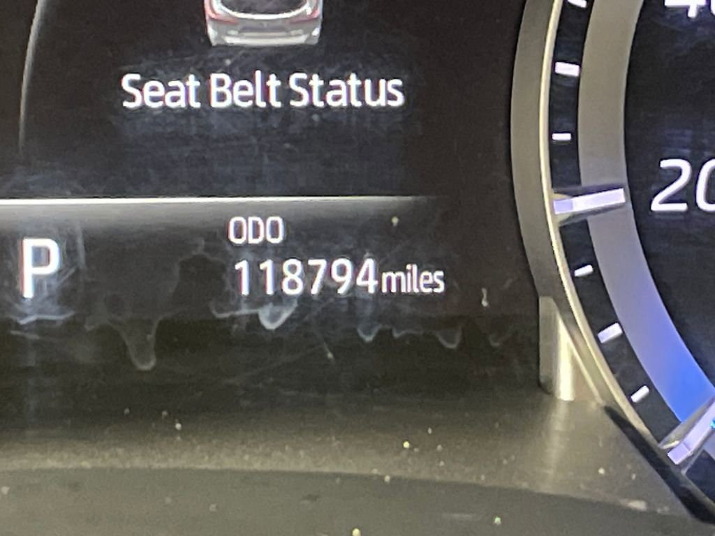 Used 2022 Toyota Highlander XLE AWD/4WD image 19