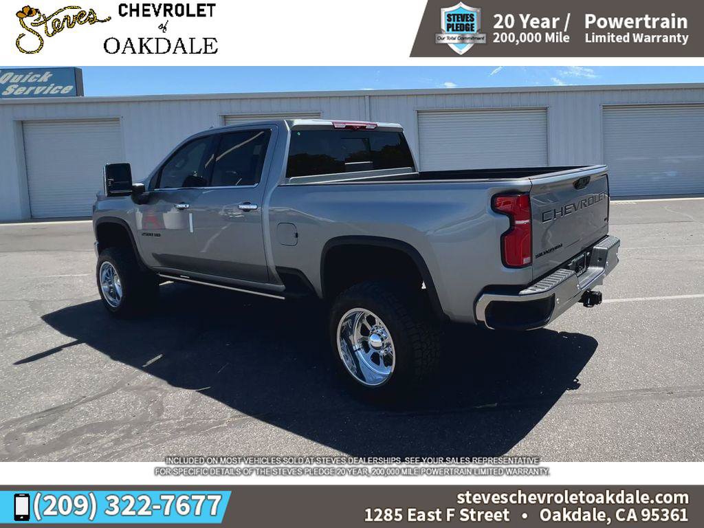 New 2026 Chevrolet Silverado 2500 LTZ w/ LTZ Premium Package AWD/4WD image 9