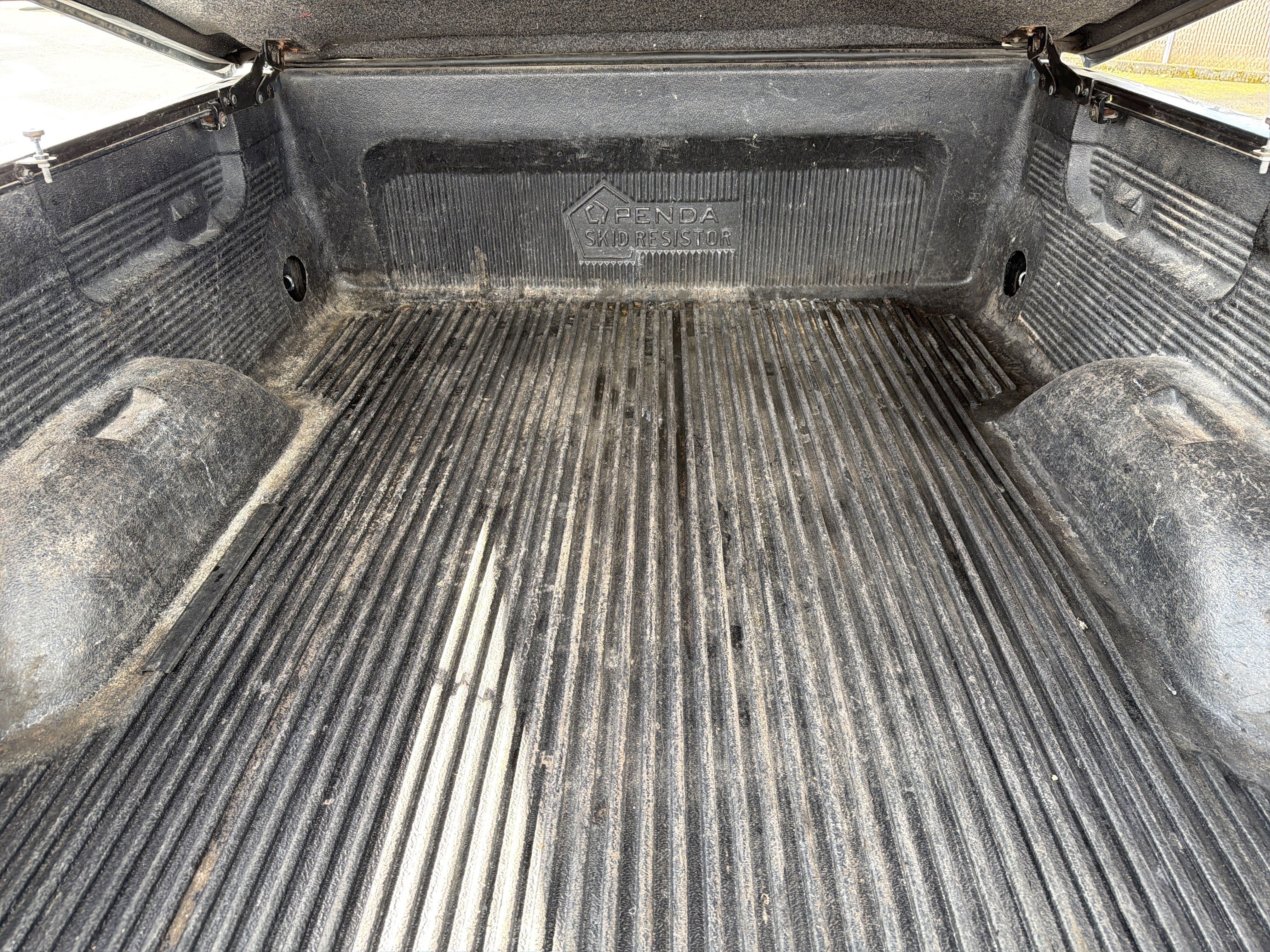 Used 2011 GMC Sierra 2500 SLT w/ SLT Convenience Package image 7