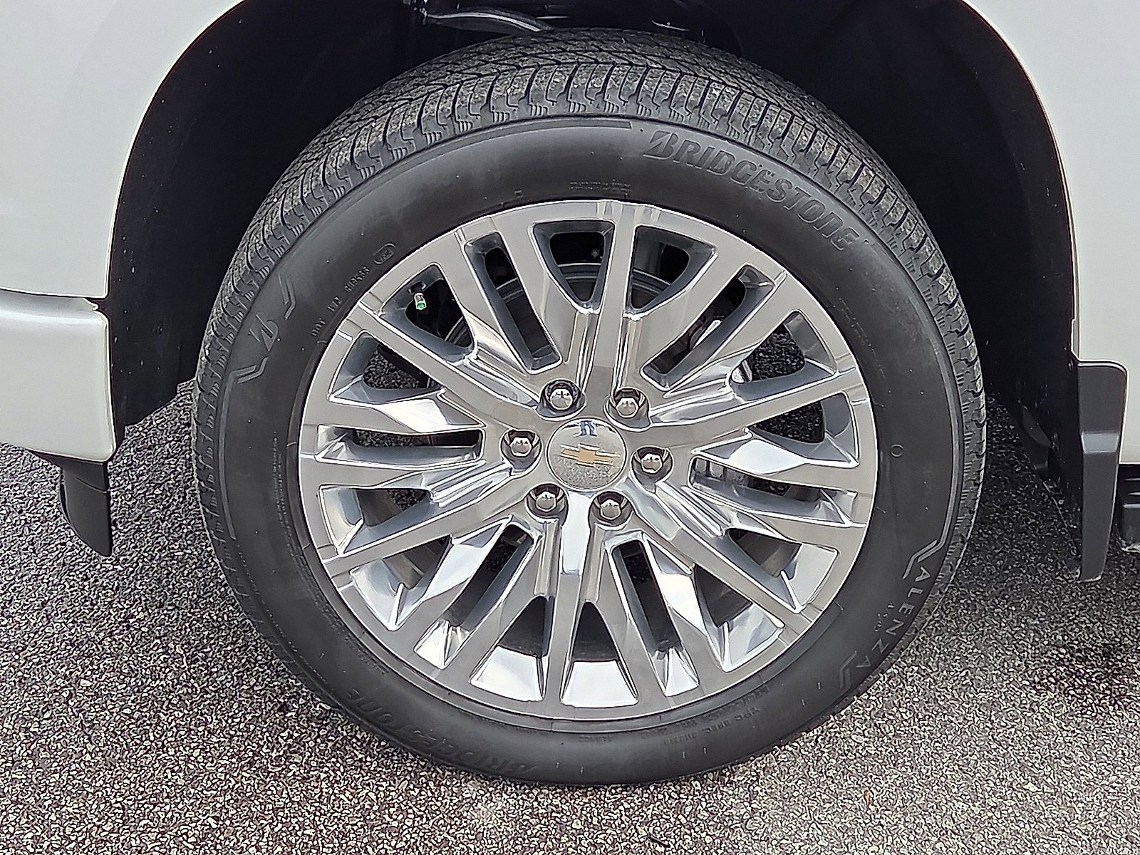 Used 2025 Chevrolet Silverado 1500 High Country image 7