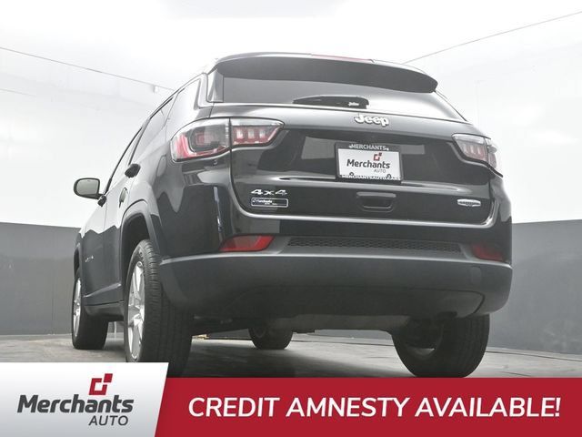 Used 2022 Jeep Compass Latitude AWD/4WD image 47