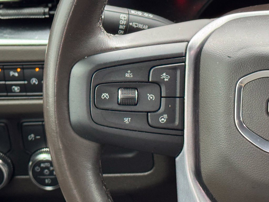 Used 2022 GMC Yukon SLT w/ SLT Luxury Package RWD image 28