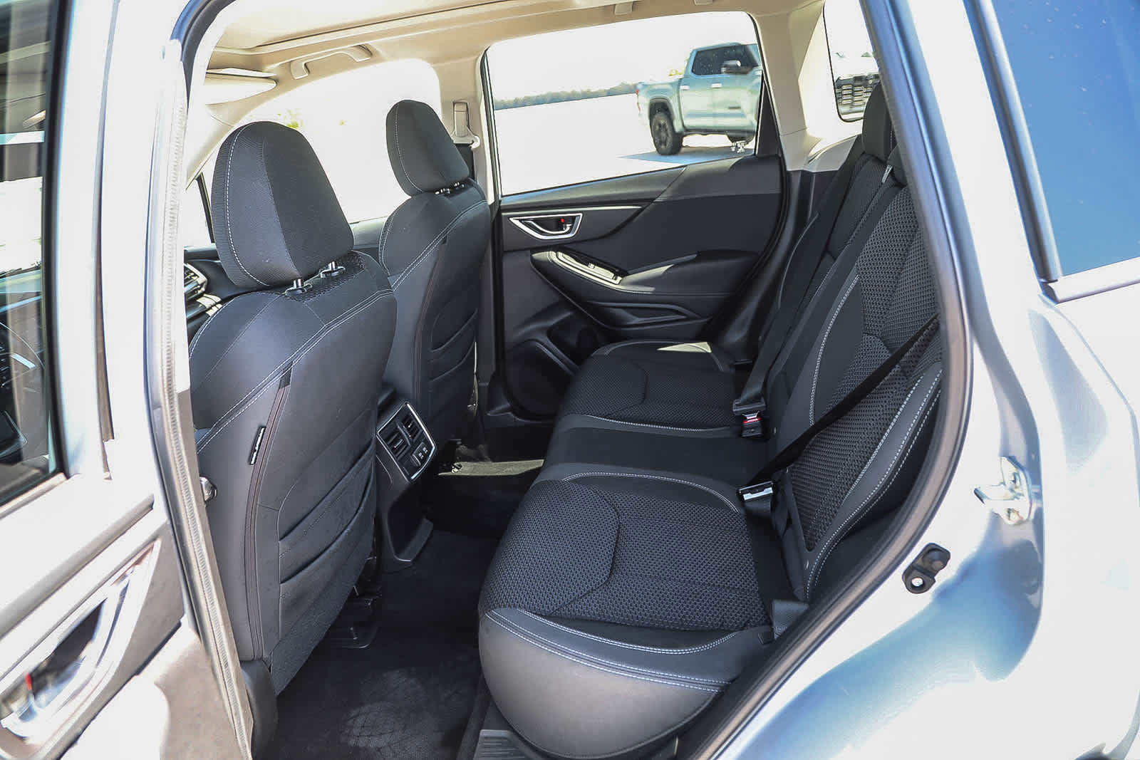 Used 2021 Subaru Forester Premium image 18