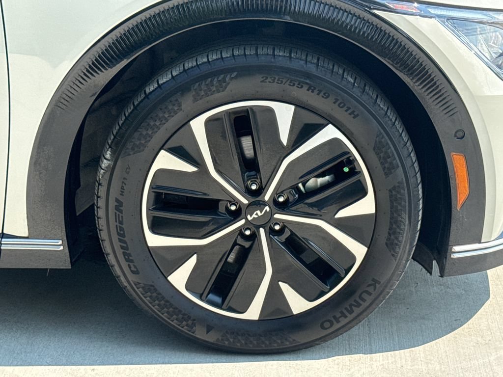 Used 2023 Kia EV6 Wind w/ Wind Technology Package RWD image 11