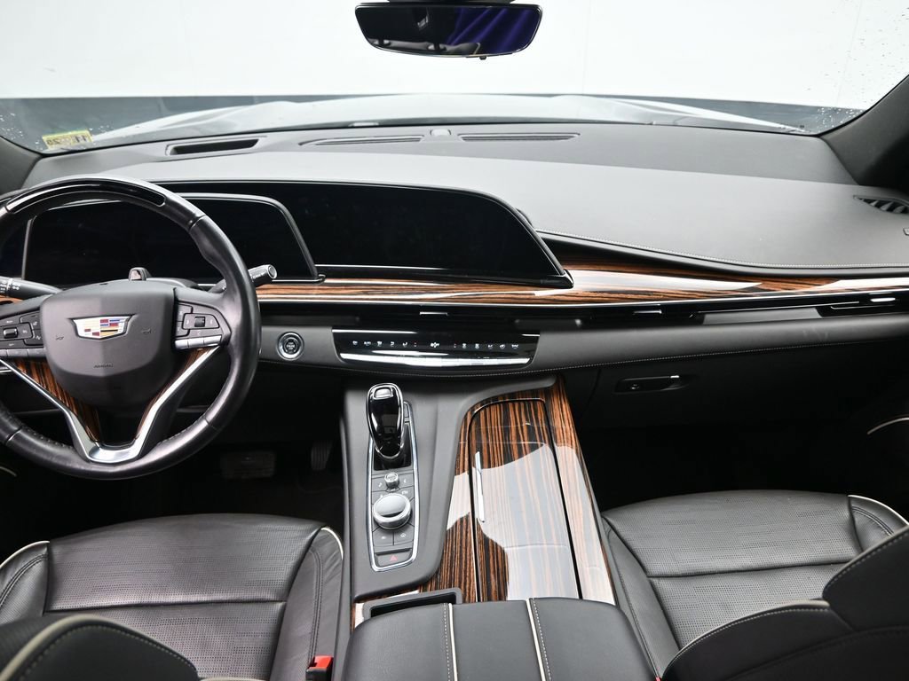 Used 2023 Cadillac Escalade ESV Premium Luxury image 24