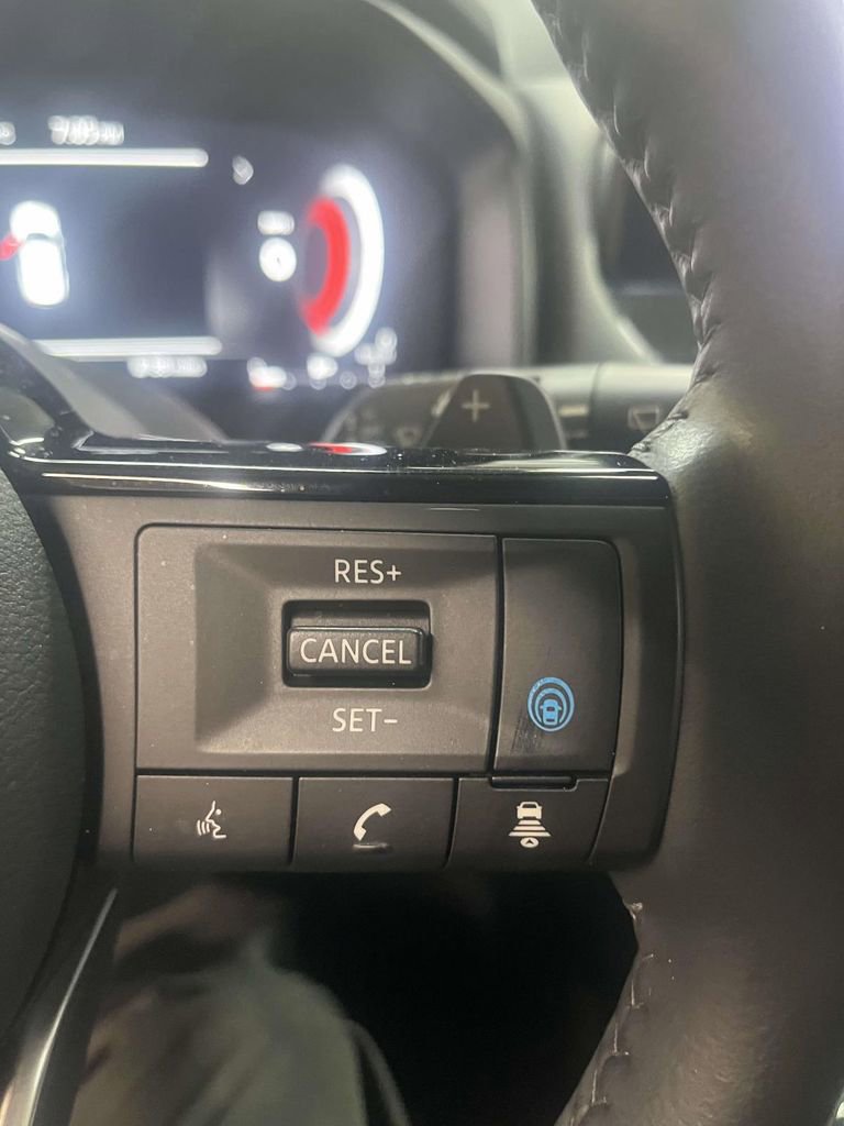 Used 2024 Nissan Rogue Platinum w/ Platinum Premium Package image 20