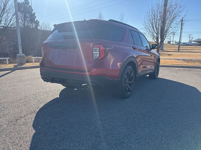 Used 2022 Ford Explorer ST w/ Equipment Group 401A image 4