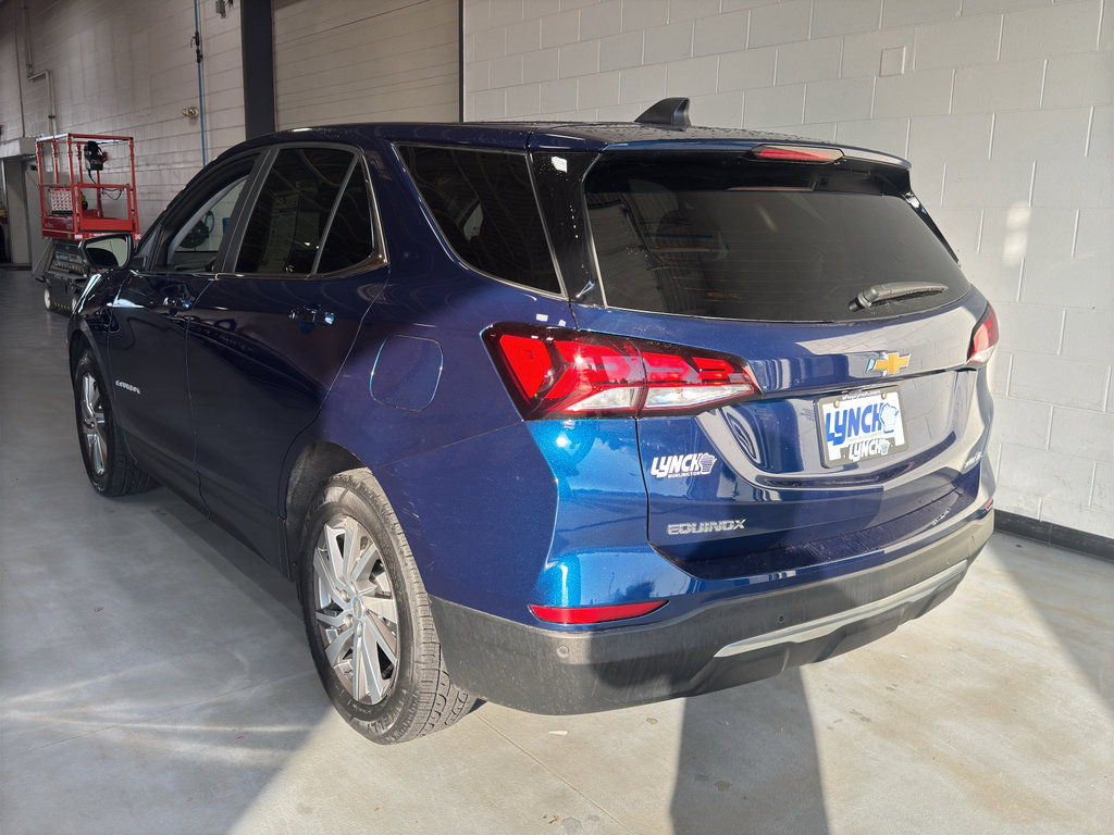 Used 2023 Chevrolet Equinox LT image 3