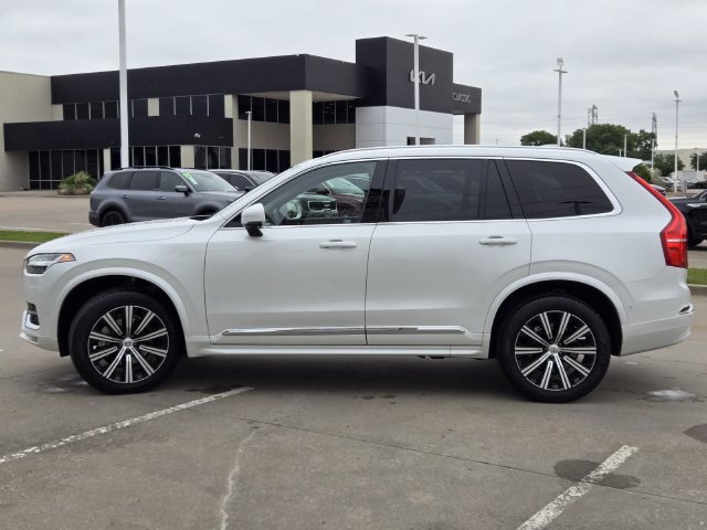 Used 2025 Volvo XC90 B6 Ultra AWD/4WD image 3