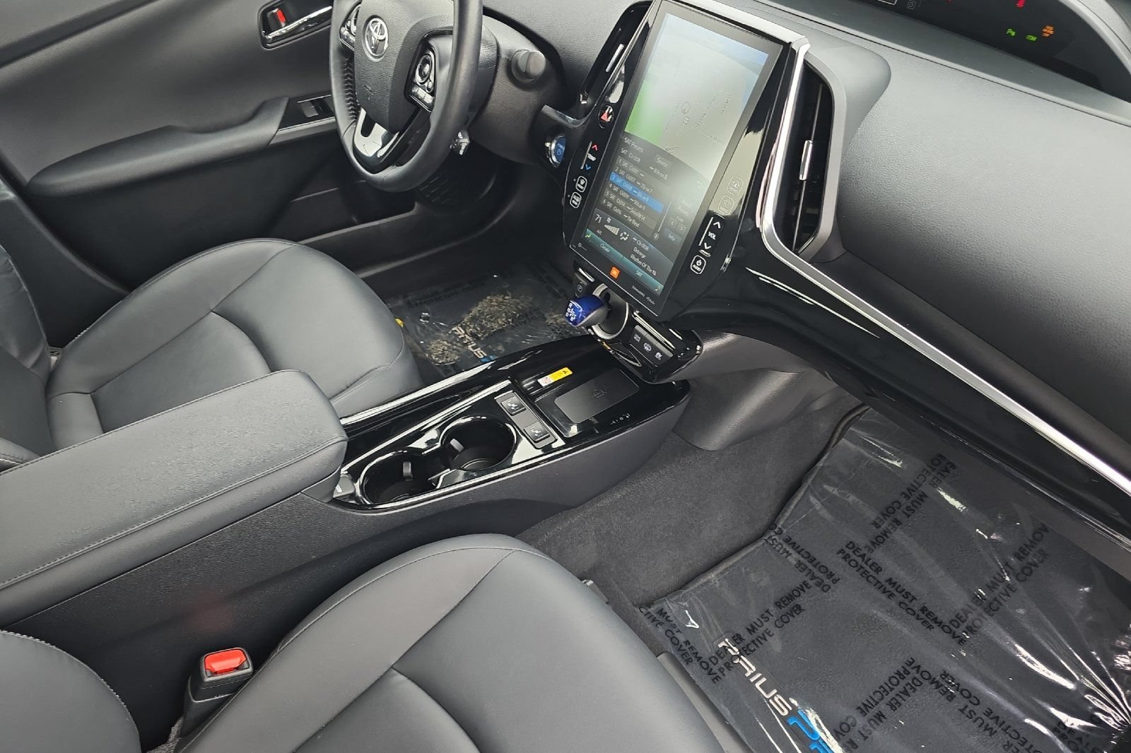 Used 2021 Toyota Prius Prime Limited w/ Carpet Mat Package (TMS) FWD image 13