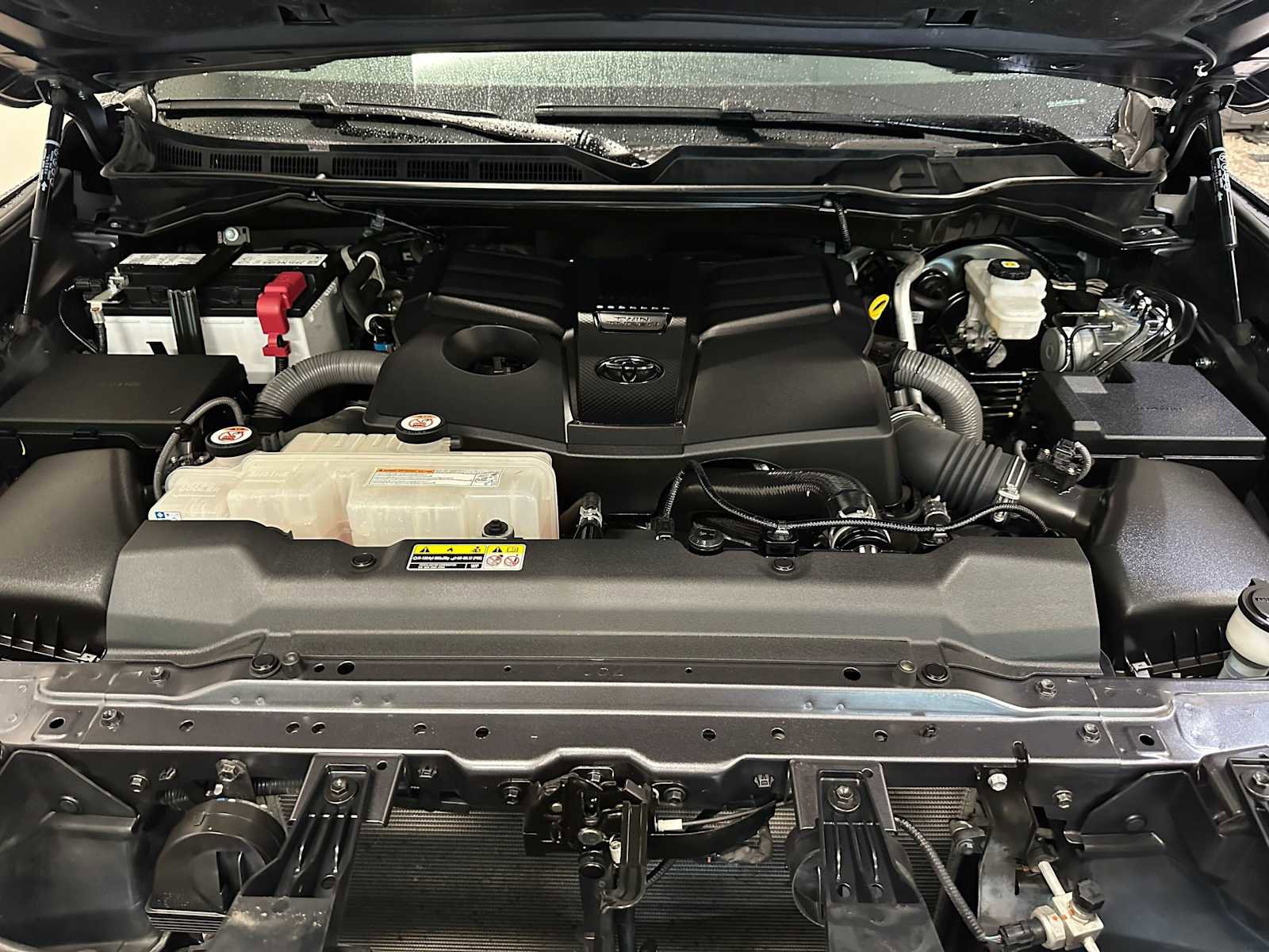 Used 2023 Toyota Tundra Limited w/ TRD Off-Road Package image 9