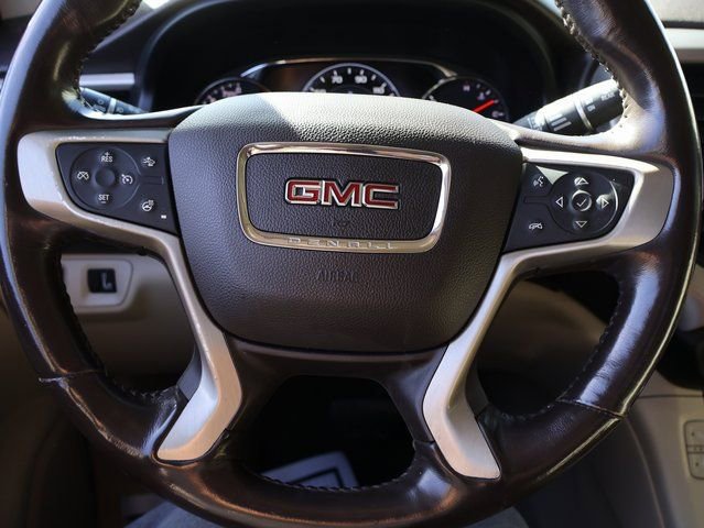 Certified 2019 GMC Acadia Denali w/ Technology Package FWD image 32