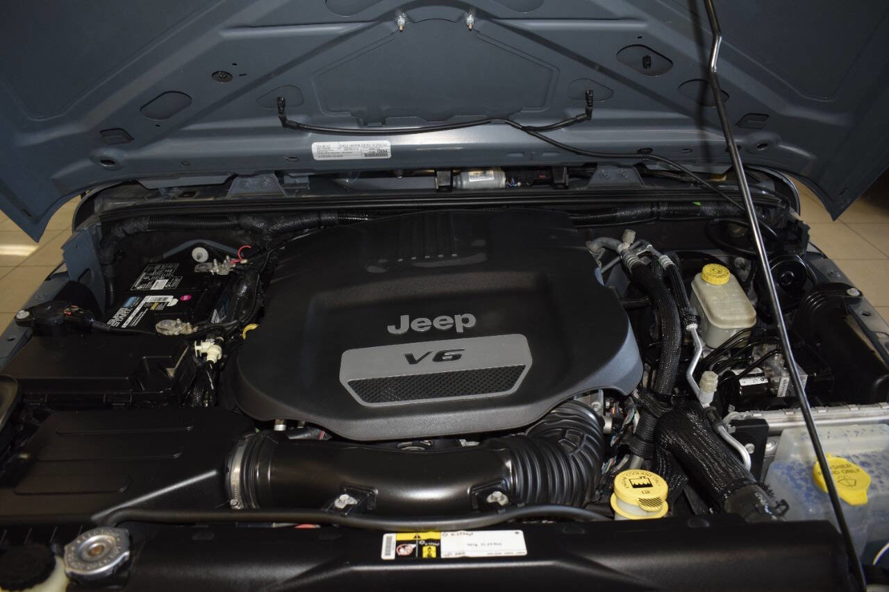 Used 2015 Jeep Wrangler Unlimited Sport w/ Quick Order Package 24S image 39