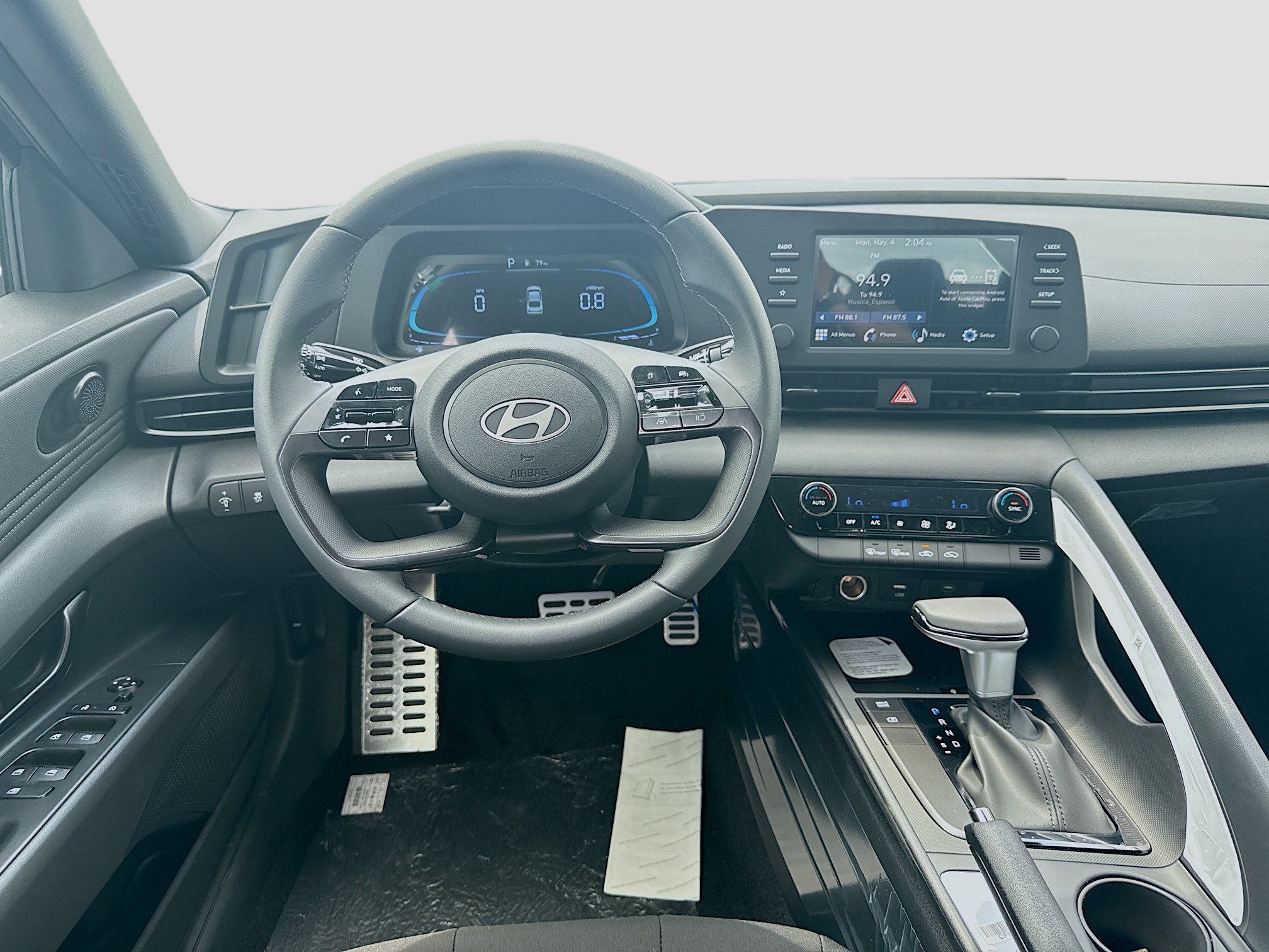 New 2026 Hyundai Elantra Sport w/ Cargo Package FWD image 15