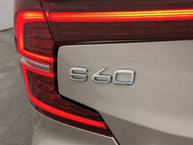 Used 2023 Volvo S60 T8 Plus AWD/4WD image 32
