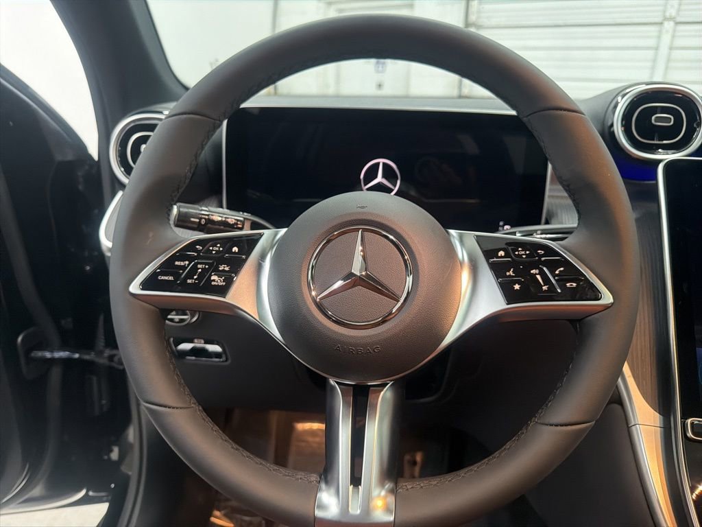 New 2026 Mercedes-Benz GLC 300 image 15