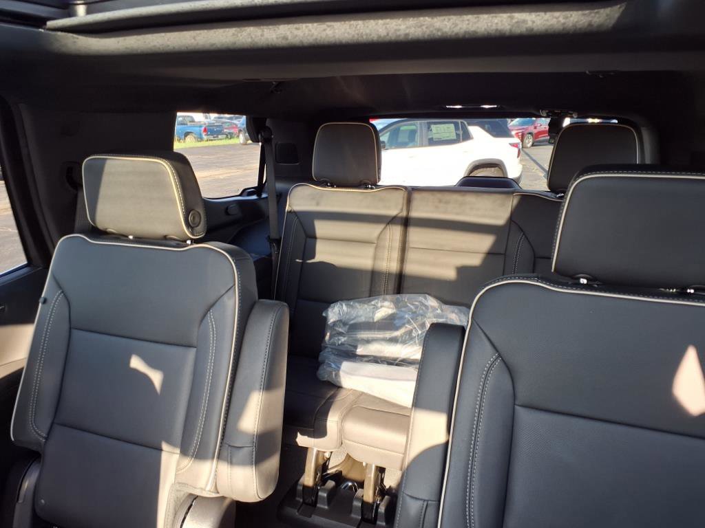 New 2025 Chevrolet Tahoe Premier w/ Sun And Tow Package image 12