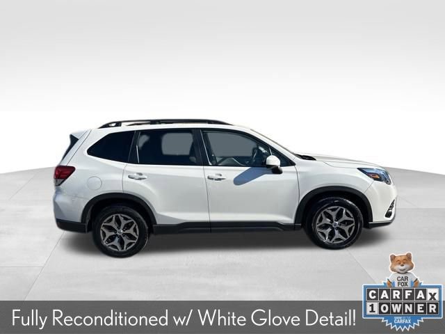Certified 2023 Subaru Forester Premium AWD/4WD image 9